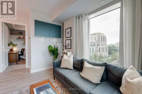 Toronto (casa Loma), ON M4V0A5,223 St. Clair AVE West #614