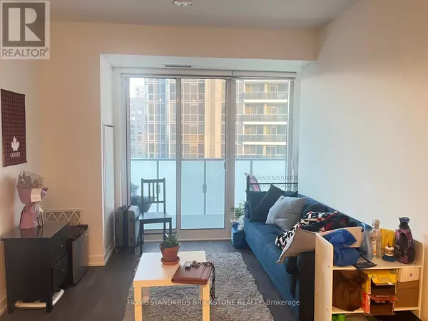 Toronto (newtonbrook East), ON M2N0B9,8 Olympic Gdn S DR #1011