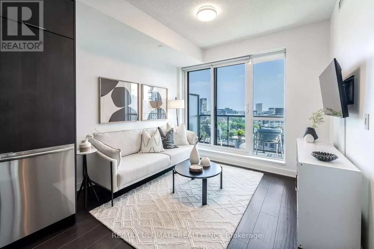 Toronto (regent Park), ON M5A0C3,170 sumach ST #1404
