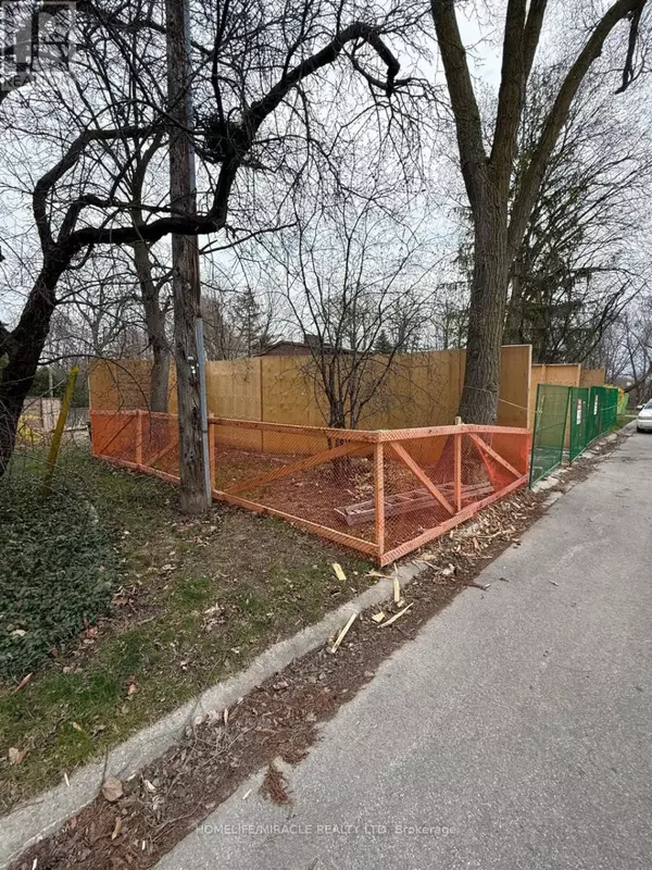 Toronto (lansing-westgate), ON M2N2M7,5 MYLESVIEW PLACE