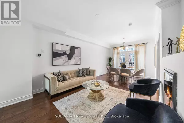 25 SLINGSBY LANE, Toronto (newtonbrook East), ON M2N0H7