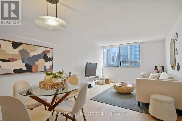 Toronto (annex), ON M4W3C8,914 Yonge ST #1604