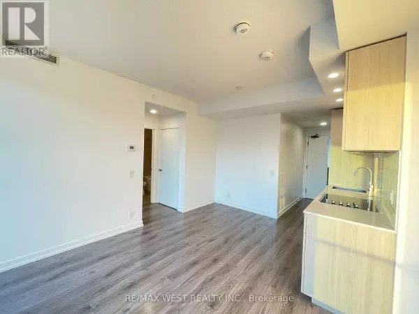 Toronto (regent Park), ON M5A0M5,20 Tubman Ave AVE #2312