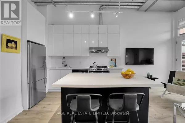 Toronto (casa Loma), ON M4V3E3,380 Macpherson AVE #317