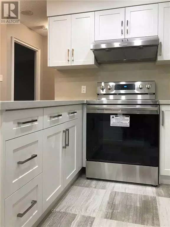 Toronto (willowdale East), ON M2N6X8,256 Doris AVE #1711