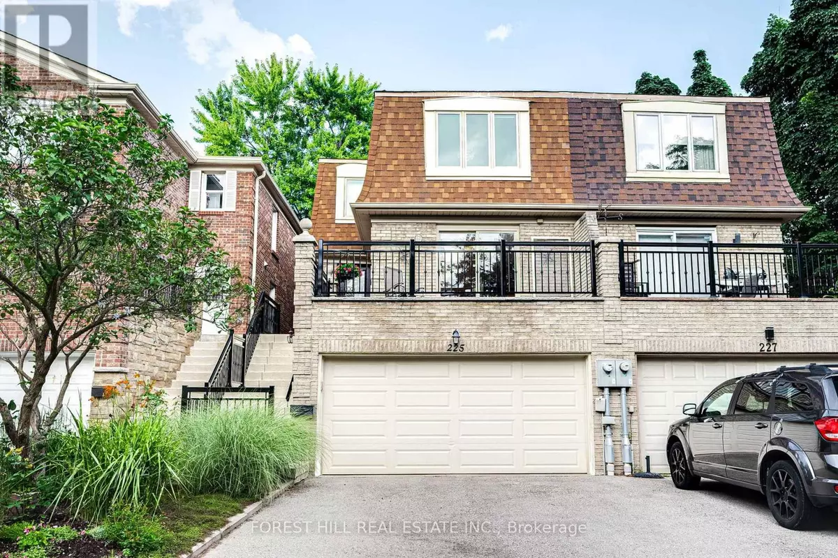 Toronto (westminster-branson), ON M2R3T3,225 HIDDEN TRAIL