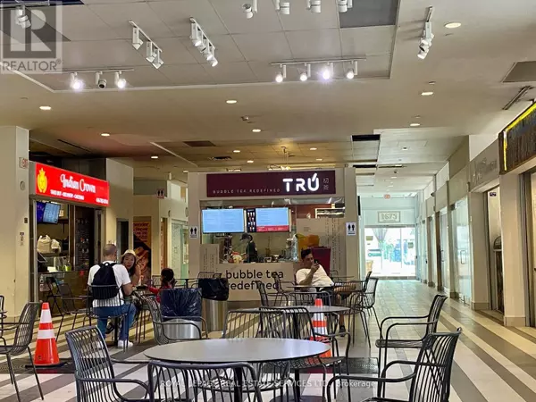 Toronto (lansing-westgate), ON M2N0J6,4750 Yonge ST #144