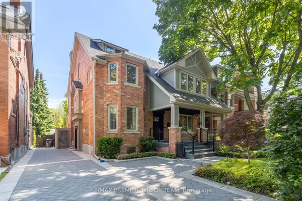 Toronto (rosedale-moore Park), ON M4W2C9,37 ST ANDREWS GARDENS