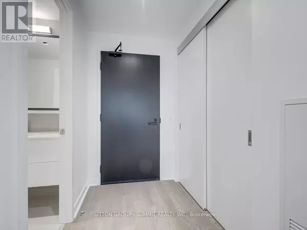 Toronto (waterfront Communities), ON M5V0R3,501 Adelaide ST West #1002