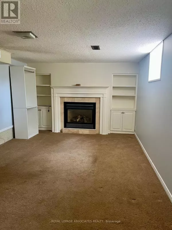 Toronto (victoria Village), ON M4A2E8,98 Wigmore DR #Lower