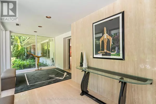 Toronto (bridle Path-sunnybrook-york Mills), ON M3C2N2,50 PARK LANE CIRCLE