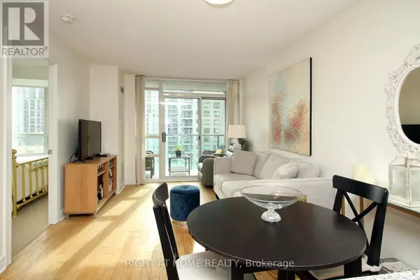 Toronto (willowdale East), ON M2N7J6,16 Harrison Garden BLVD #1507