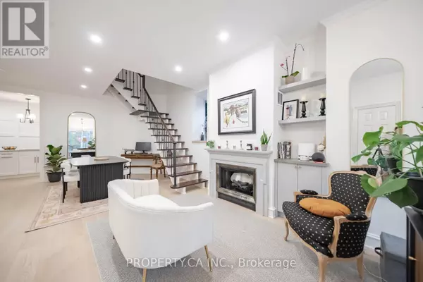 Toronto (casa Loma), ON M4V2H1,300 Avenue RD #5