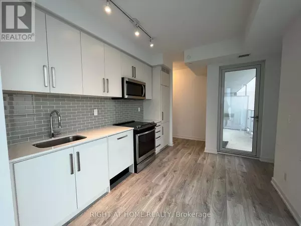 Toronto (willowdale West), ON M2N5P6,5180 Yonge ST #1307