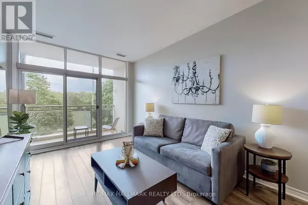 Toronto (thorncliffe Park), ON M4H1R1,1 Leaside Park DR #219