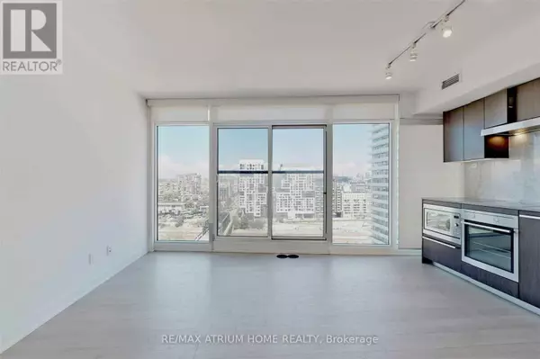 Toronto (waterfront Communities), ON M5V0J3,80 Queens Wharf RD #1905