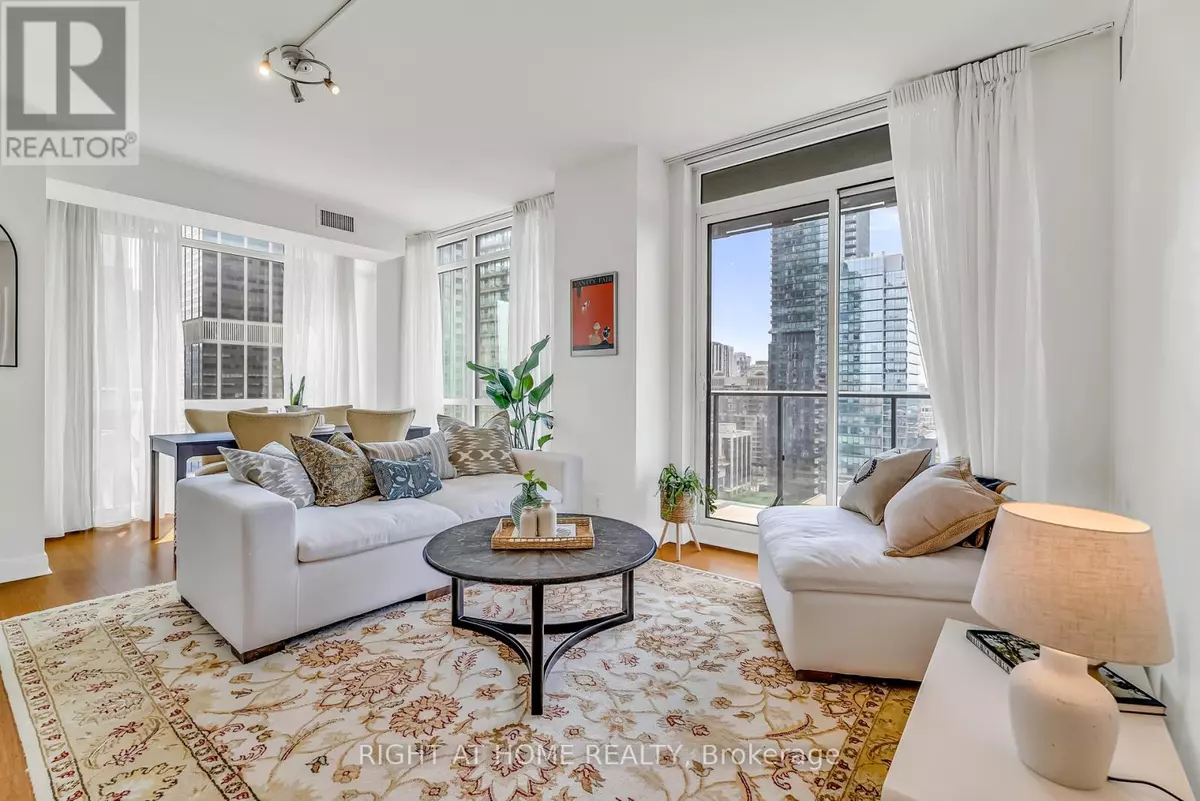 Toronto (rosedale-moore Park), ON M4W3Z4,825 Church ST #2109