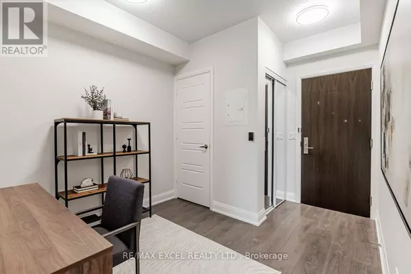 Toronto (willowdale West), ON M2N0H8,68 Canterbury PL #1507