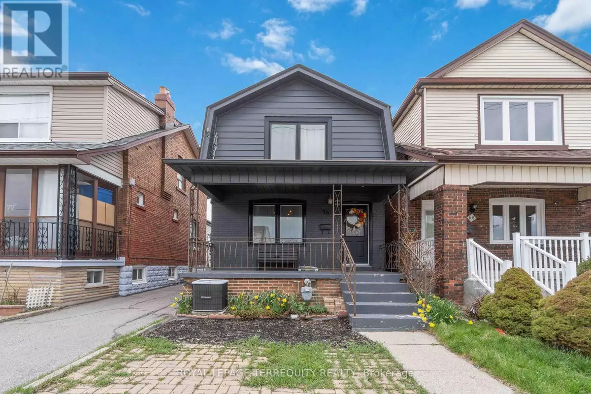 Toronto (oakwood Village), ON M6E1P1,70 ROGERS ROAD