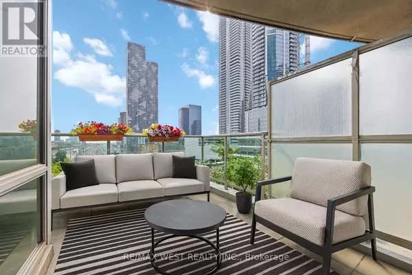 18 Yonge ST #710, Toronto (waterfront Communities), ON M5M3G5
