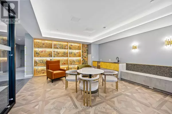 Toronto (trinity-bellwoods), ON M6J1X4,1200 Dundas ST West #803