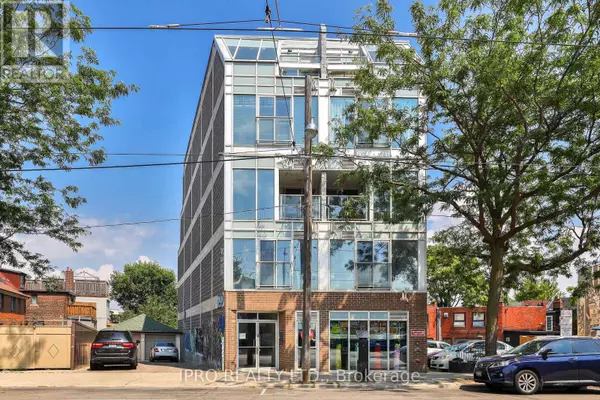 Toronto (dufferin Grove), ON M6K1V1,1636 Dundas ST West #5