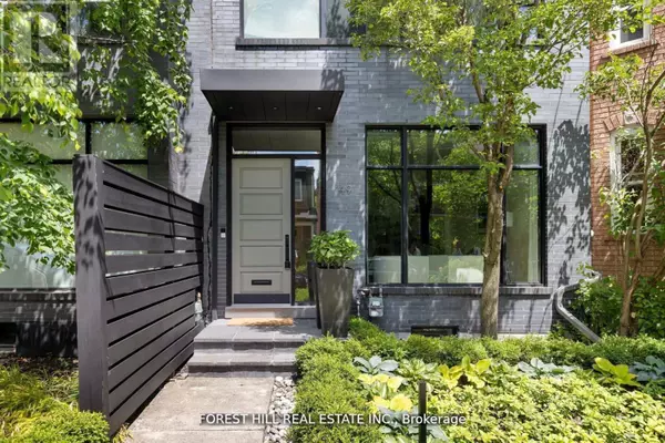Toronto (trinity-bellwoods), ON M6J3A8,49 BROOKFIELD STREET