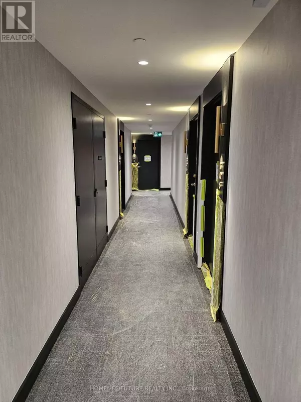 Toronto (trinity-bellwoods), ON M6J1X4,1200 Dundas ST #207