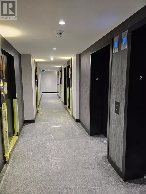 Toronto (trinity-bellwoods), ON M6J1X4,1200 Dundas ST #207