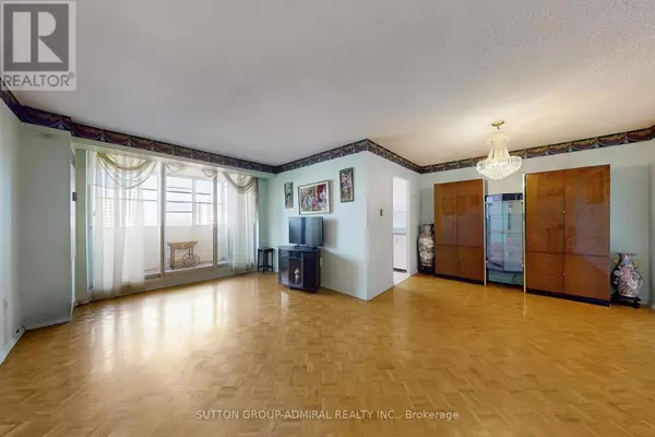 Toronto (newtonbrook West), ON M2M4B1,205 Hilda AVE #1205