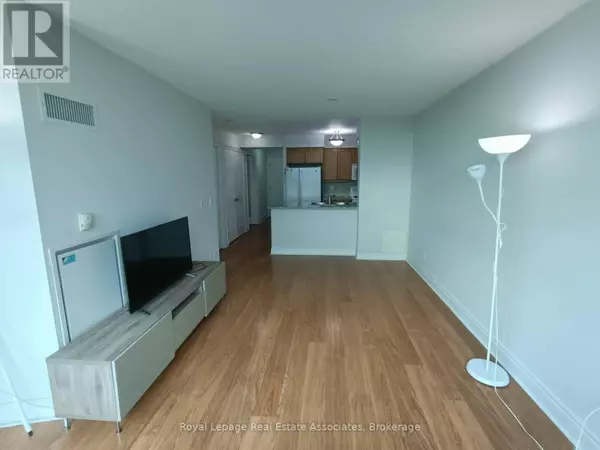 Toronto (newtonbrook West), ON M2M4M7,15 Greenview AVE #708