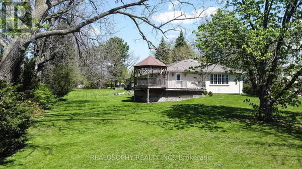 Toronto (banbury-don Mills), ON M3B1V4,7 PURLING PLACE