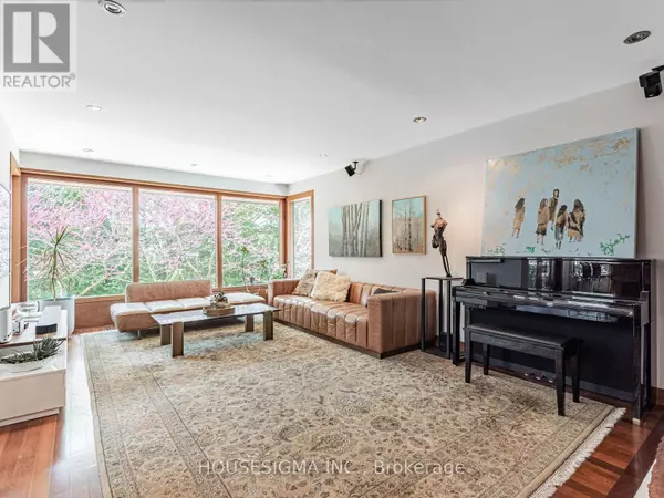 Toronto (parkwoods-donalda), ON M3A3E5,94 LAURENTIDE DRIVE