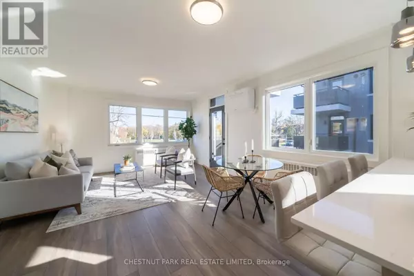 Toronto (englemount-lawrence), ON M5N2H7,1492 Avenue RD #2