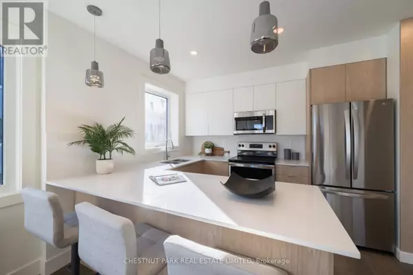 Toronto (bedford Park-nortown), ON M5N2H7,1450 Avenue RD #3