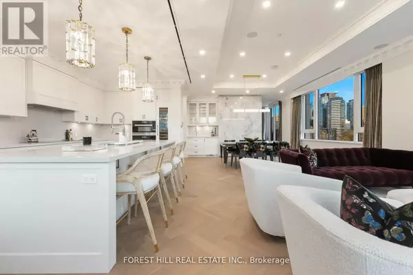 Toronto (annex), ON M5R2E2,128 Hazelton AVE #602