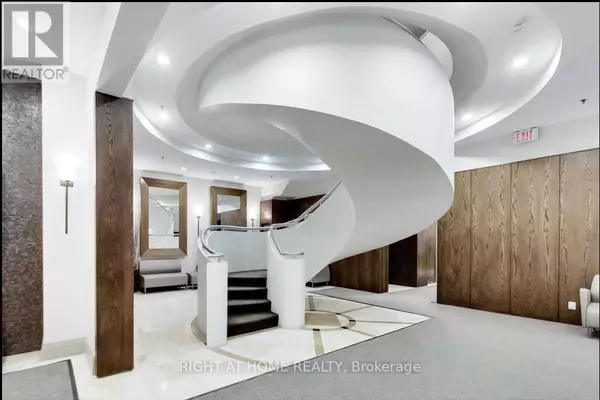 Toronto (waterfront Communities), ON M5V3S6,438 Richmond ST West #908