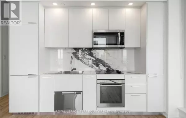 75 Canterbury PL #Ph101, Toronto (willowdale West), ON M2N0L2