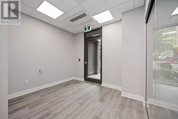 Toronto (clanton Park), ON M3H1T8,504 WILSON AVENUE