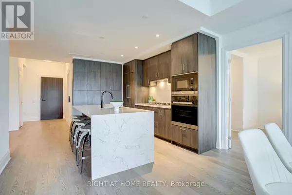 Toronto (annex), ON M5R0C3,280 HOWLAND AVE #410