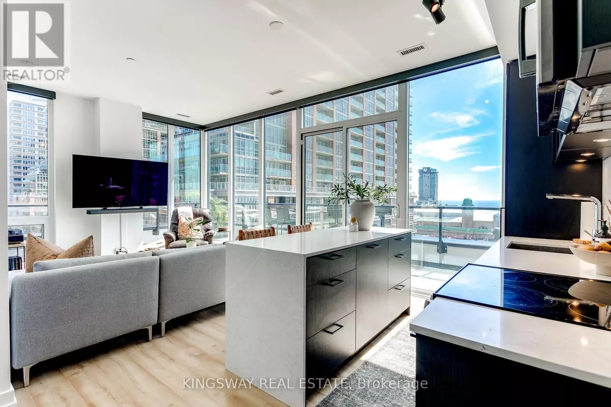 Toronto (niagara), ON M6K0G7,135 East Liberty ST #715