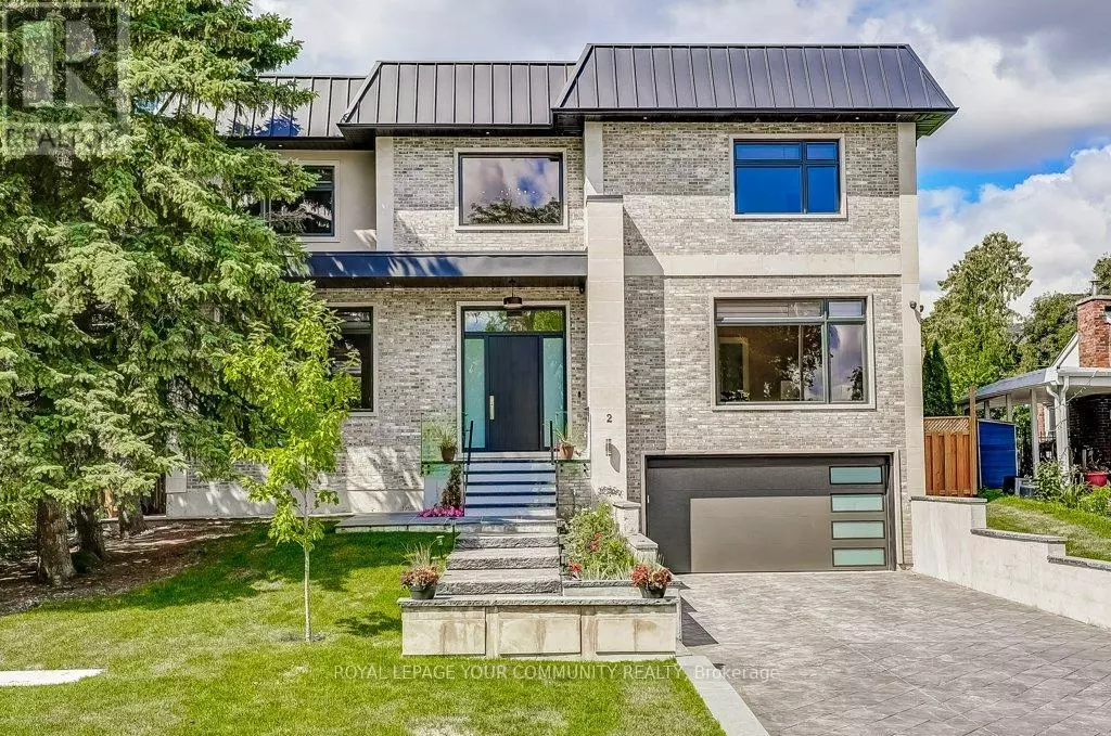 Toronto (banbury-don Mills), ON M3B2S5,2 HEMFORD CRESCENT