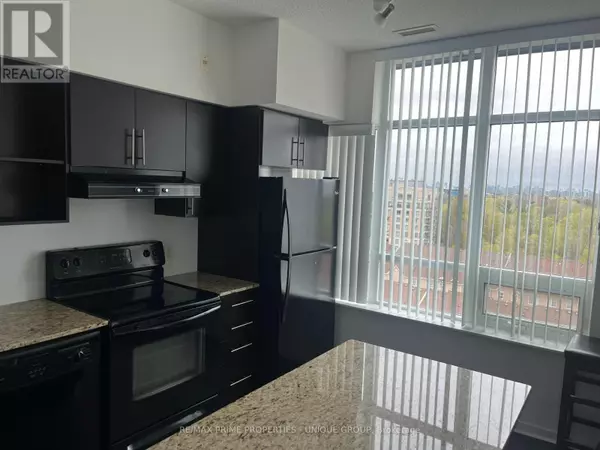 Toronto (banbury-don Mills), ON M3C4J1,120 Dallimore CIR #907