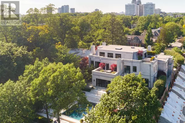 Toronto (casa Loma), ON M5R2W1,17 ARDWOLD GATE