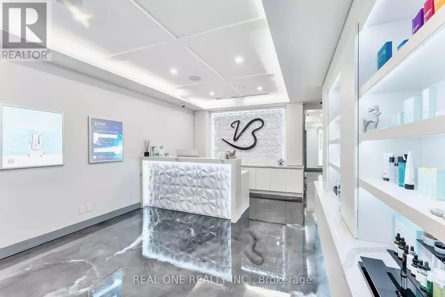 70 Yorkville AVE #6, Toronto (annex), ON M5R1B9