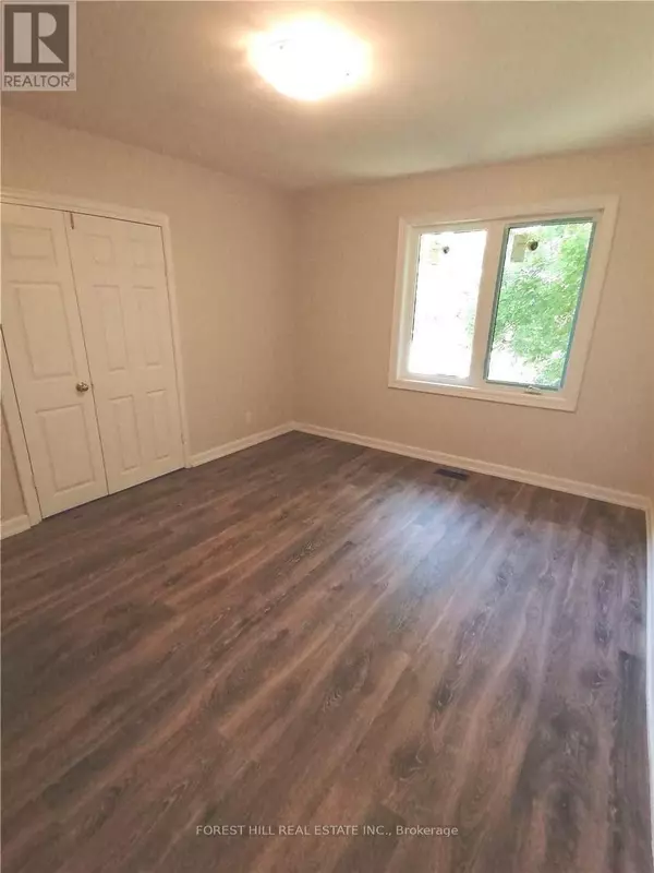 Toronto (newtonbrook East), ON M2M2K3,154 NORTHWOOD DRIVE