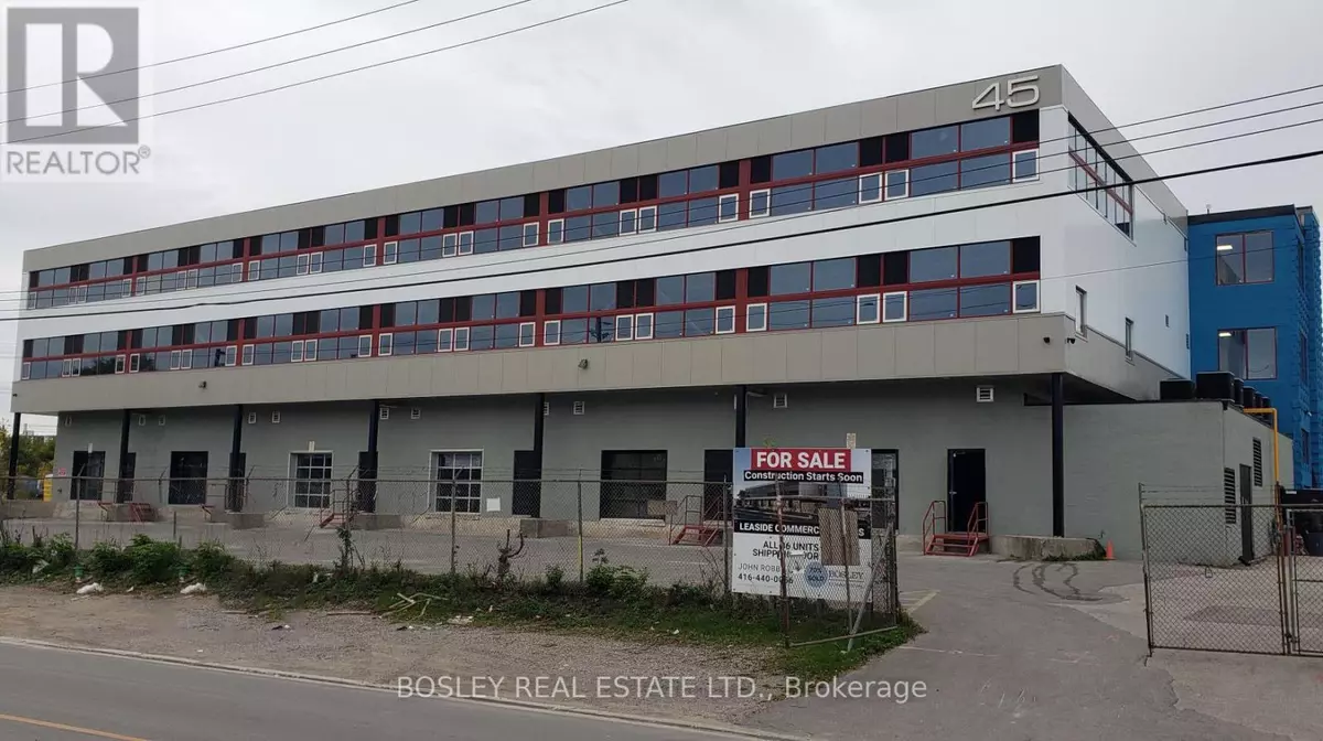 Toronto (leaside), ON M4G1Z2,45 Industrial ST #219-221