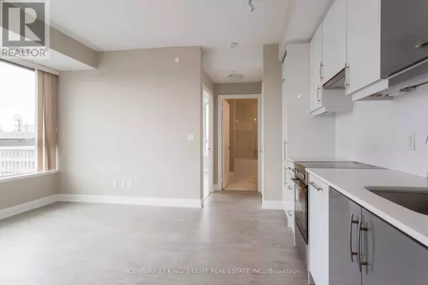 181 Huron ST #Lph5, Toronto (university), ON M5T0C1