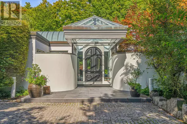 Toronto (bridle Path-sunnybrook-york Mills), ON M2L2Y2,18 TIMBERGLADE COURT