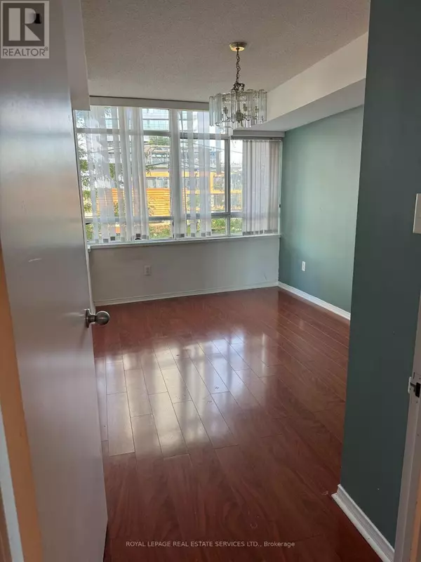 Toronto (waterfront Communities), ON M5A4T3,80 Mill ST #406